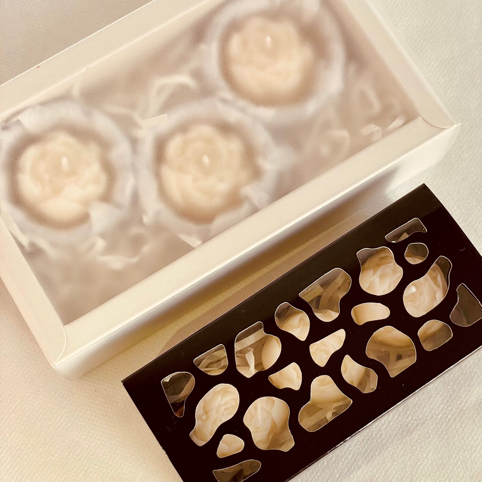 Set cadou 3 + 3 bujori - imagine 2